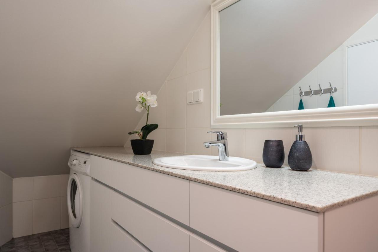 R43 Apartment ทาลลินน์ ภายนอก รูปภาพ